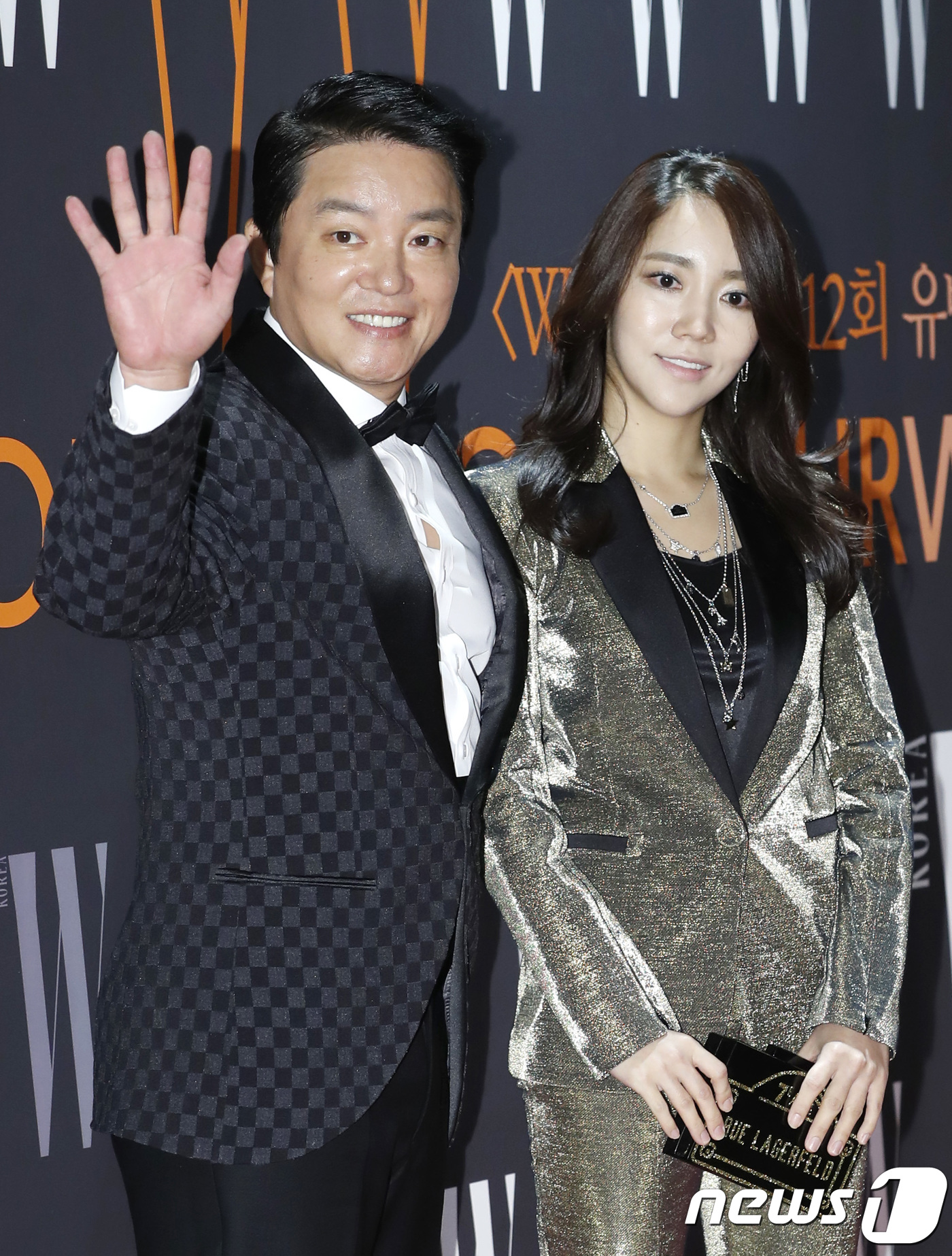 이범수 측, <b>이윤진</b> 저격글에 "<b>사실과</b> 많이 달라…법정서 대응할것" [공식]