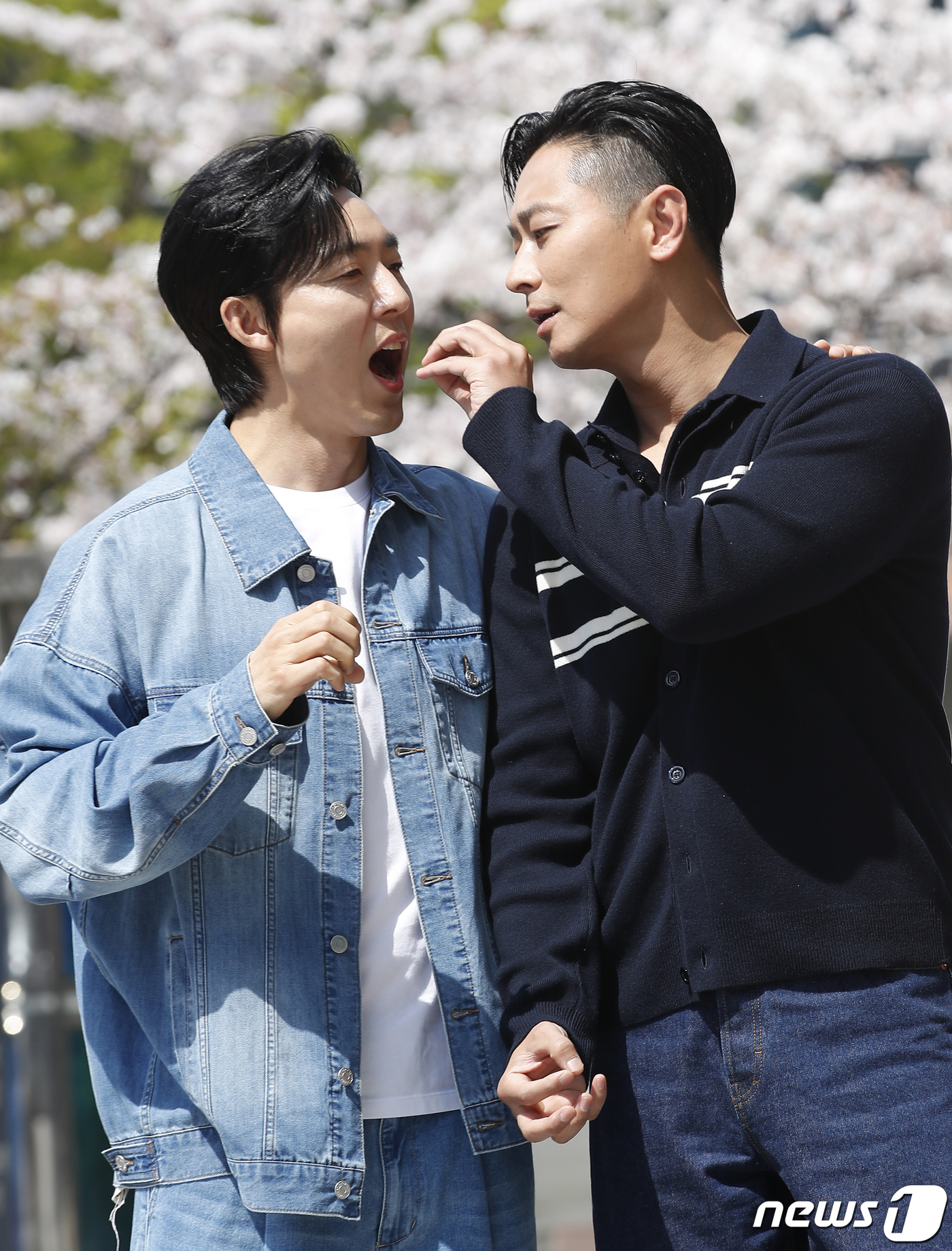 <b>주지훈</b> '<b>만두</b> 하트'로 <b>이무생</b> 지배