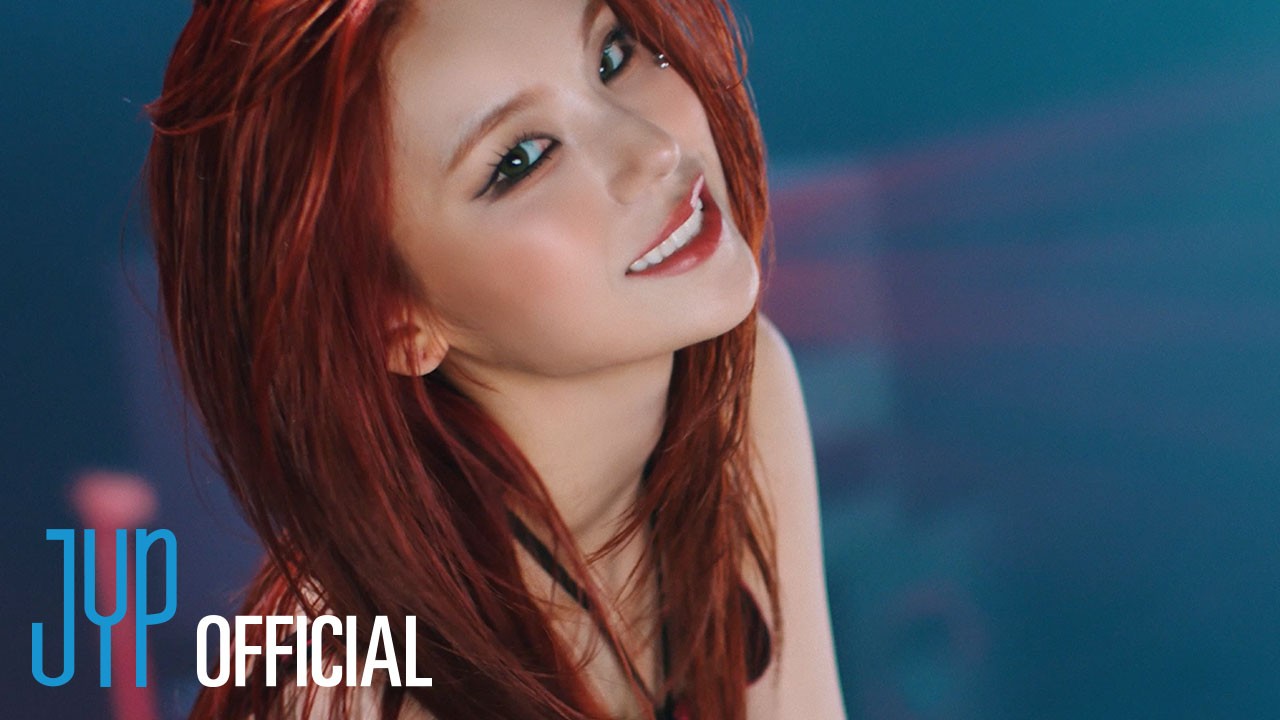 '있지' 예지, 퀸의 <b>아우라</b>...신보 솔로곡 MV 공개