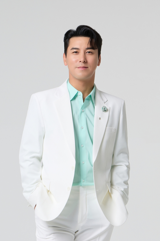 <b>장민호</b>, '<b>편스토랑</b>' <b>합류</b>…제작진 "숨겨져 있던 요리 금손"