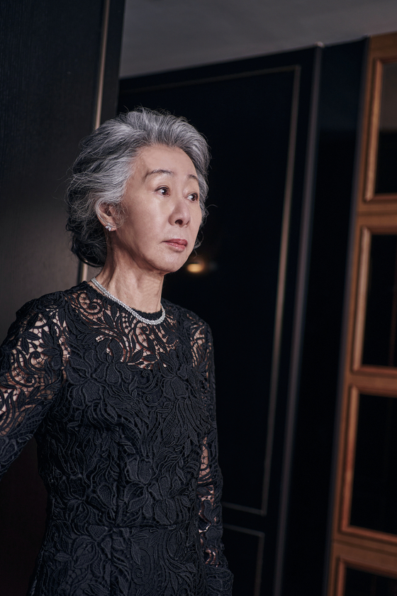 '<b>도그데이즈</b>' <b>윤여정</b> "아카데미 수상 후 주인공 제안 씁쓸"