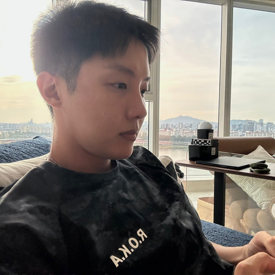 방탄소년단 <b>제이홉</b>, 복무 중 <b>생일</b> 기념 자필 편지로 밝힌 근황