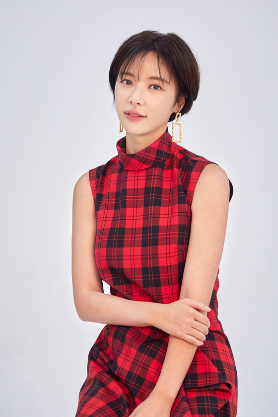 불륜이 <b>이혼 사유</b>? <b>황정음</b> "바람 모르고 만나…그게 인생"