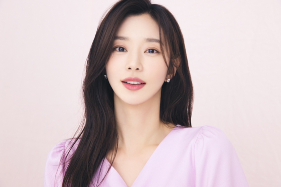 '눈물의 <b>여왕</b>' <b>이주빈</b>, 새 드라마 '<b>보호자들</b>' 캐스팅