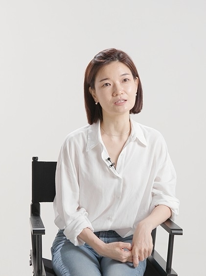 ‘작가가 오랑캐’라는 질책 받았던 ‘<b>연인</b>’ <b>황진영</b> 작가, “포로들의 치열했...