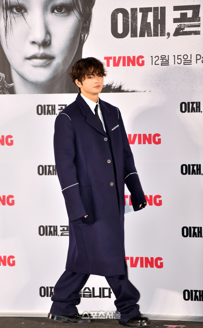 [포토] <b>이재</b> 곧......<b>서인국</b>