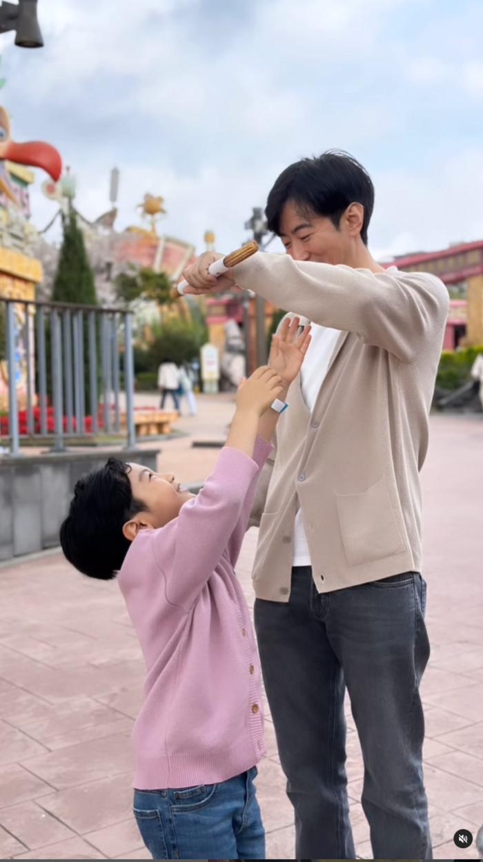 <b>채림</b>, 전<b>남편 가오쯔치</b>와 재회…“다른 오해는 하지 마시길”
