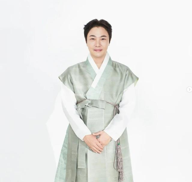 NRG <b>이성진</b>, 아빠 <b>된다</b>…결혼 2년 만 경사