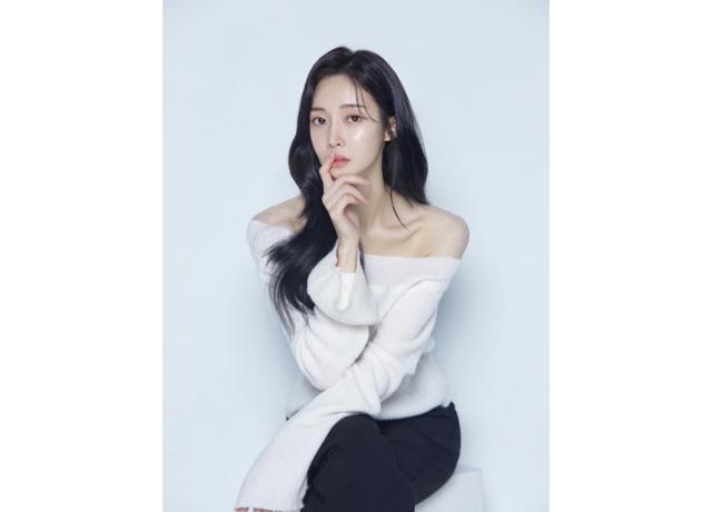 "애들 얼굴에 대소변"… <b>티아라</b> 출신 아름, 전 <b>남편</b> 아동학대 <b>주장</b>