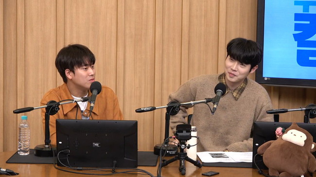 <b>손태진</b>, <b>신곡</b> ‘당신의 카톡사진’ 심의 걱정 “SBS서 가장 먼저 통과” (컬투...