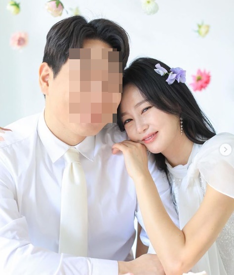 <b>오초희</b>, 오늘(4일) 연하 변호사와 결혼 “벼랑 끝 세상이 살만해져”