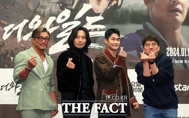 '더 <b>와일드</b>' <b>추성훈</b>·<b>진구</b>·배정남, 캐나다로 떠난 상남자들(종합)