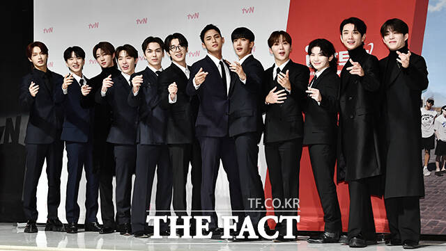세븐틴, IFPI <b>글로벌 아티스트</b> 2위…스키즈 3위